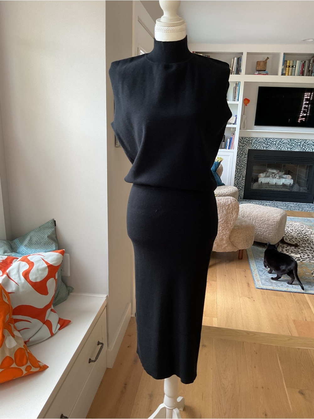 Banana Republic Black Sleeveless Knit Midi Dress - Elegant Everyday